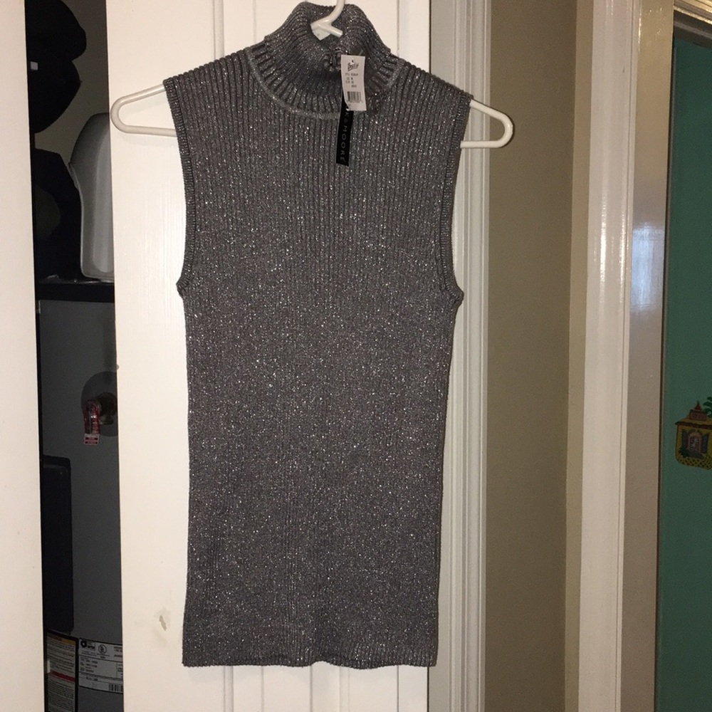 Prestwick & Moore brand new sleeveless sweater